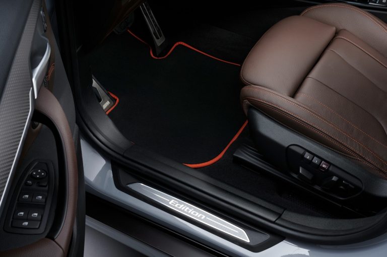 Bmw X2 M Mesh Edition 2021: immagini ufficiali