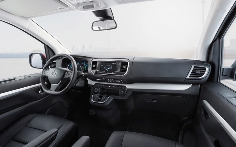 Opel Zafira e-Life: immagini ufficiali