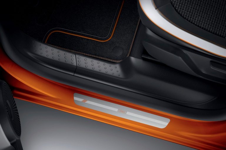 Renault Twingo Electric Vibes Limited Edition 2021: immagini ufficiali