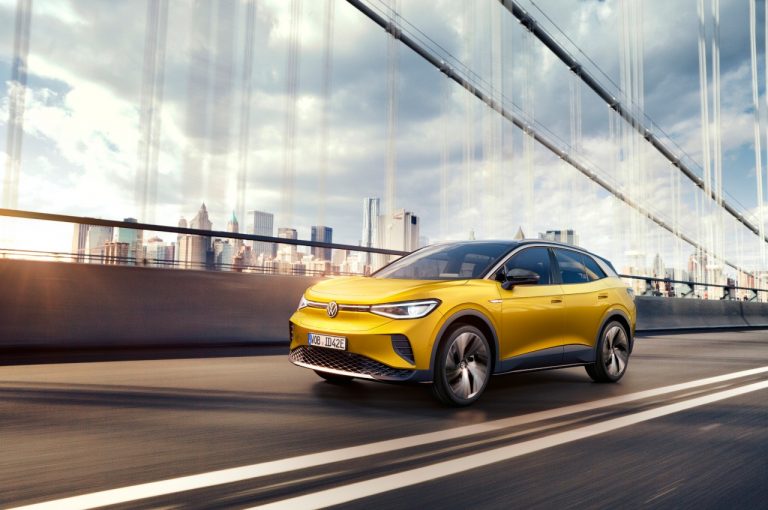 Volkswagen ID.4: immagini ufficiali