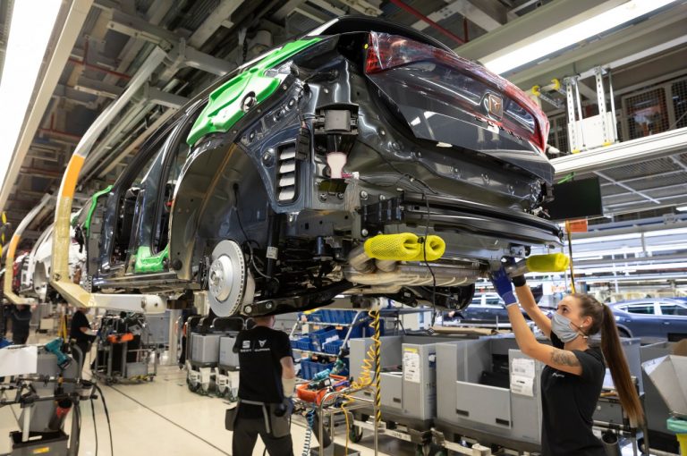 Cupra Formentor, la produzione a Martorell: immagini ufficiali