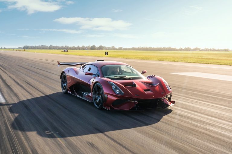 Brabham BT62 stradale 2020: immagini ufficiali