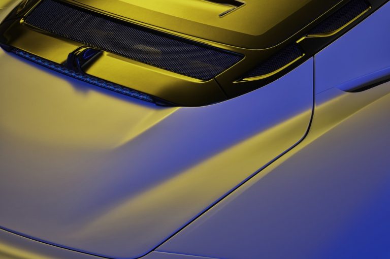 Maserati MC20: immagini ufficiali