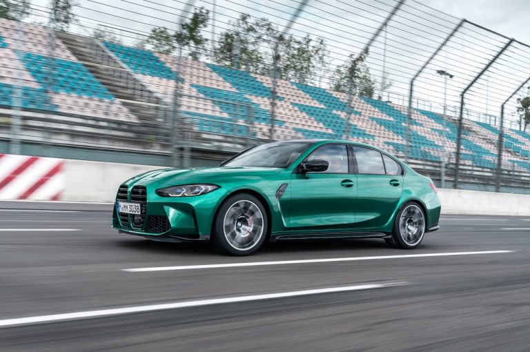 Bmw M3 berlina e Bmw M4 Coupé 2021: immagini ufficiali