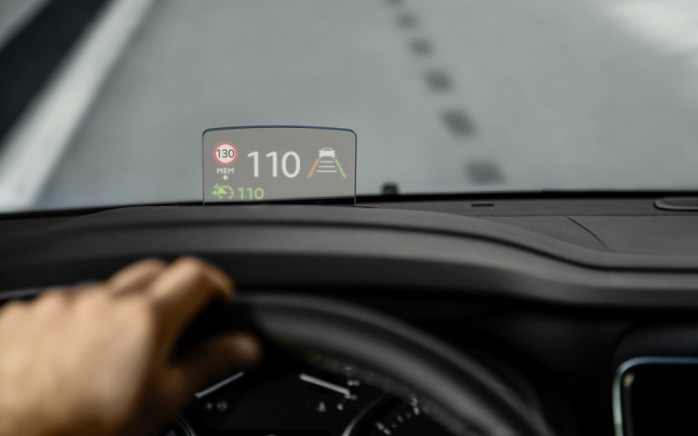 Opel Zafira e-Life: immagini ufficiali