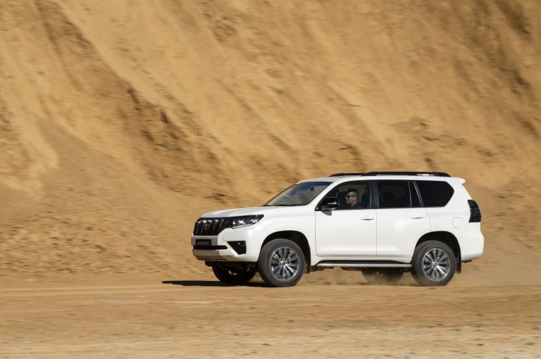 Toyota Land Cruiser 2021: immagini ufficiali