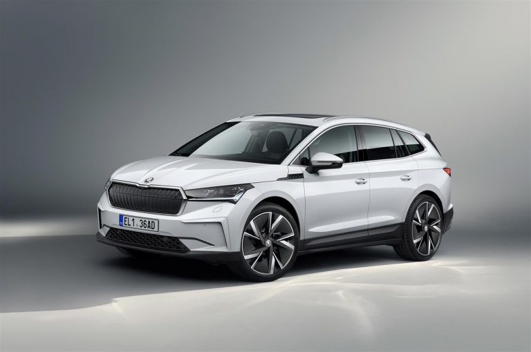 Skoda Enyaq iV: immagini ufficiali