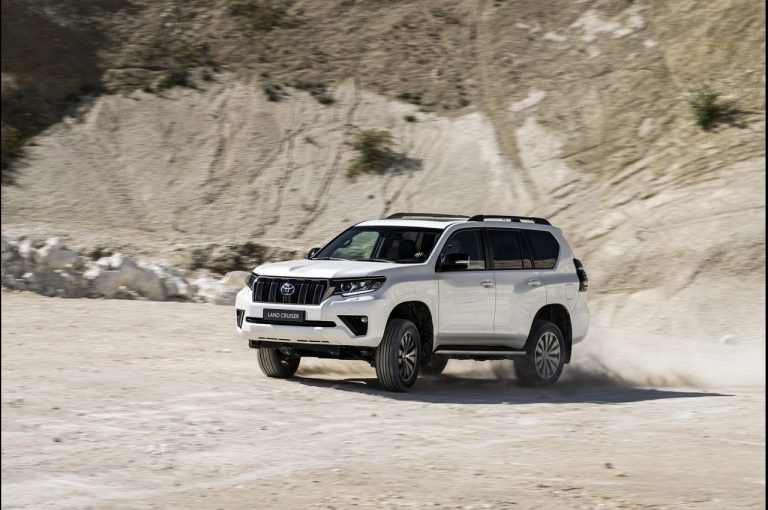Toyota Land Cruiser 2021: immagini ufficiali