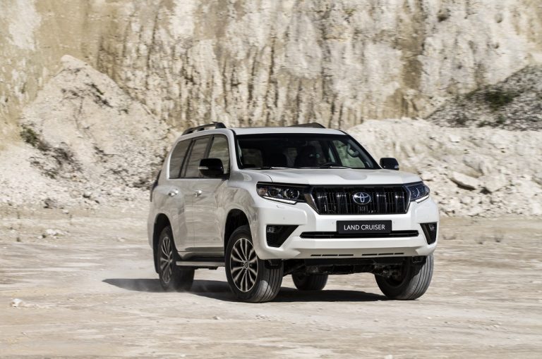 Toyota Land Cruiser 2021: immagini ufficiali