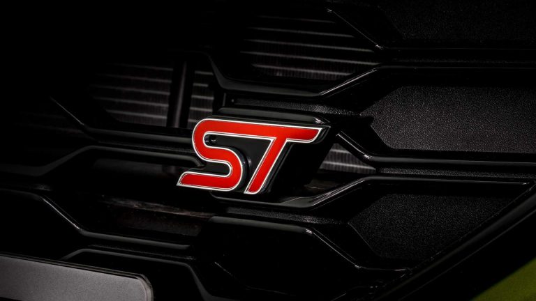 Nuova Ford Puma ST: immagini ufficiali
