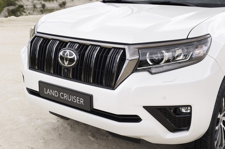 Toyota Land Cruiser 2021: immagini ufficiali