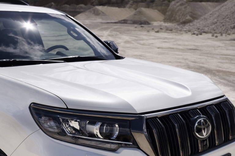 Toyota Land Cruiser 2021: immagini ufficiali