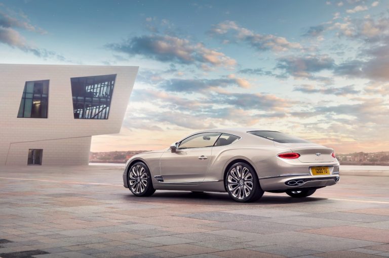 Bentley Continental GT Mulliner 2021: immagini ufficiali