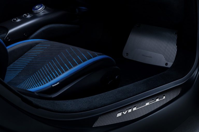 Maserati MC20: immagini ufficiali