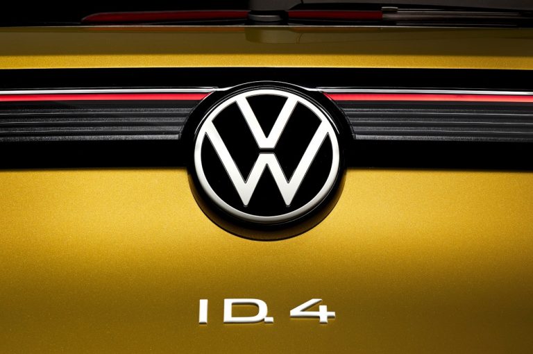Volkswagen ID.4: immagini ufficiali