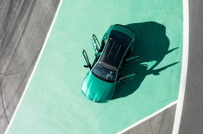 Bmw M3 berlina e Bmw M4 Coupé 2021: immagini ufficiali