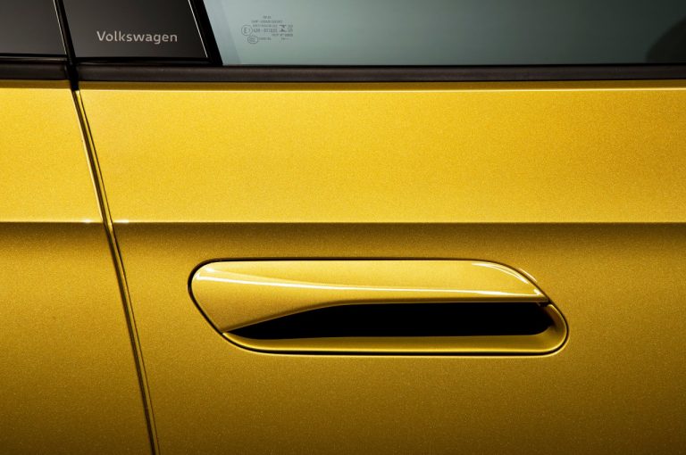 Volkswagen ID.4: immagini ufficiali