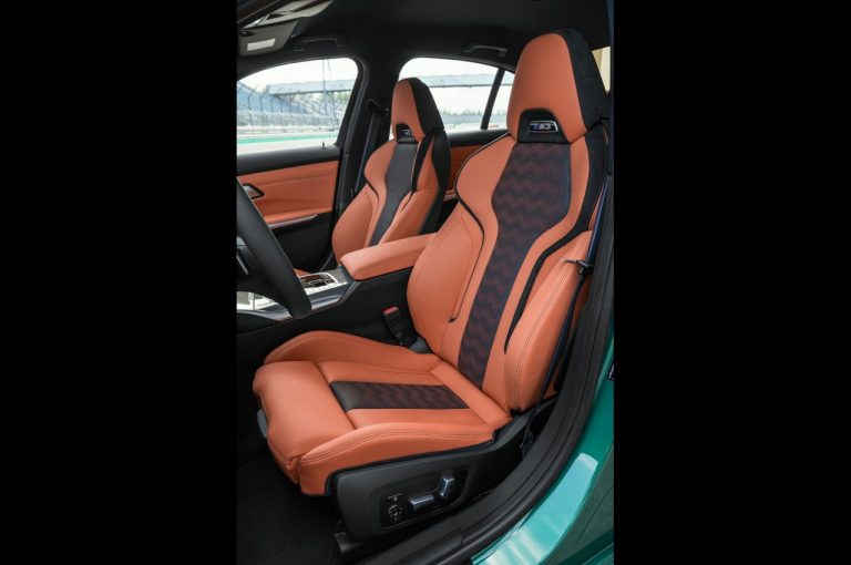 Bmw M3 berlina e Bmw M4 Coupé 2021: immagini ufficiali