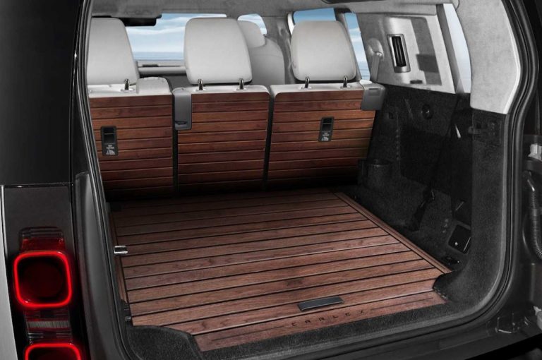 Land Rover Defender Yachting Edition by Carlex Design