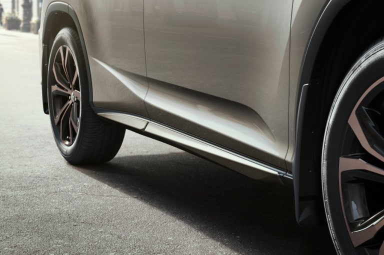 Lexus RX Sport Edition 2021: immagini ufficiali