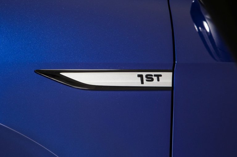 Volkswagen ID.4: immagini ufficiali