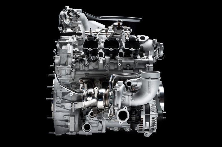Maserati MC20: immagini ufficiali