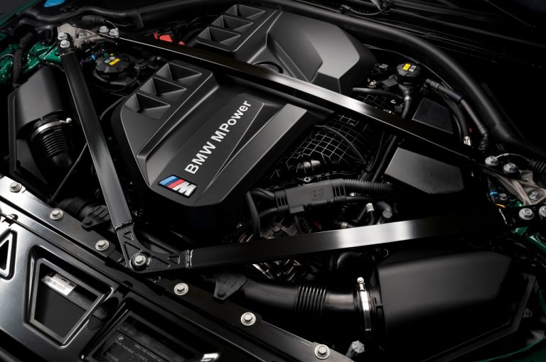 Bmw M3 berlina e Bmw M4 Coupé 2021: immagini ufficiali
