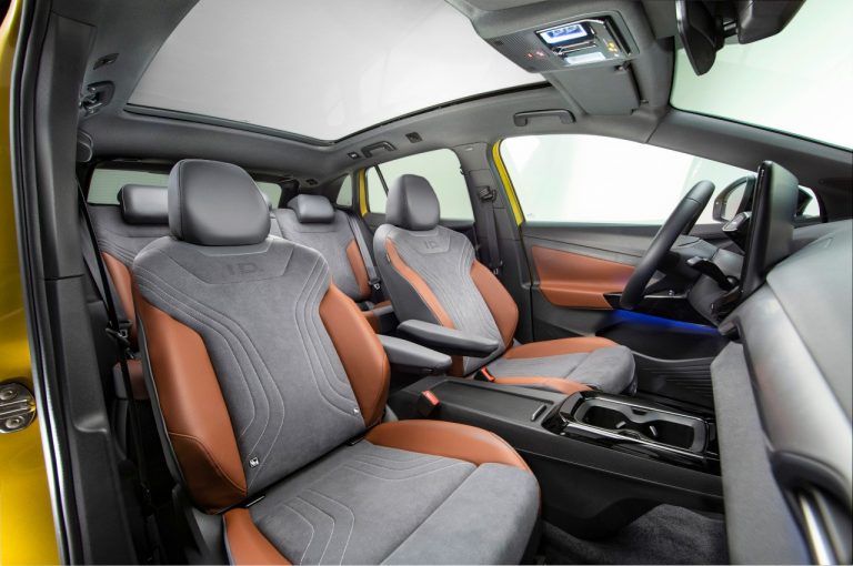 Volkswagen ID.4: immagini ufficiali