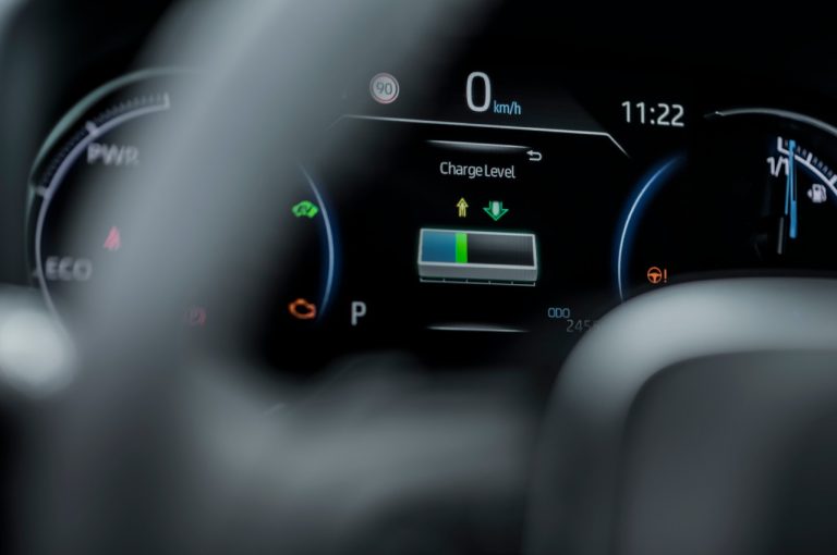 Toyota Rav4 Plug-in Hybrid 2021: immagini ufficiali