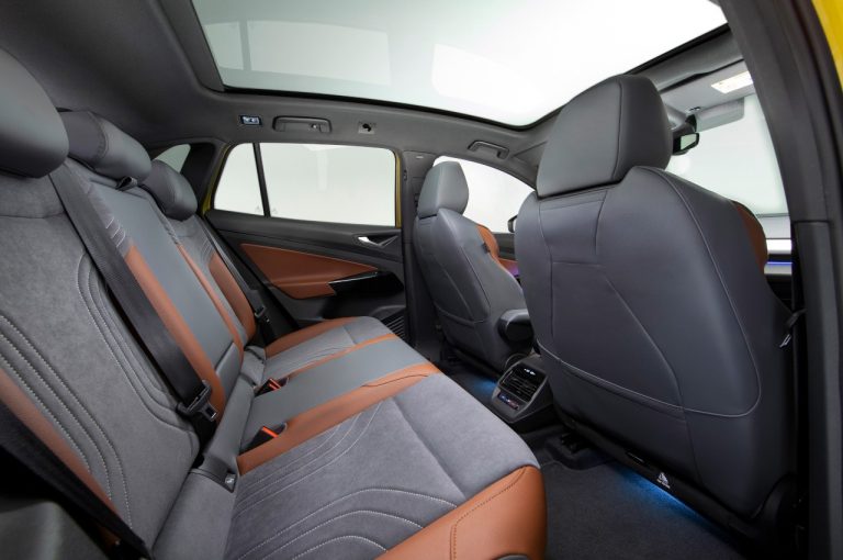Volkswagen ID.4: immagini ufficiali