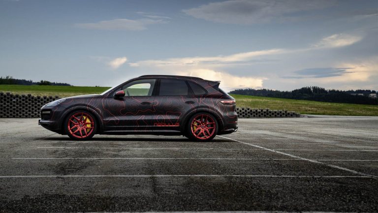 Porsche Cayenne by Nebulus: immagini ufficiali