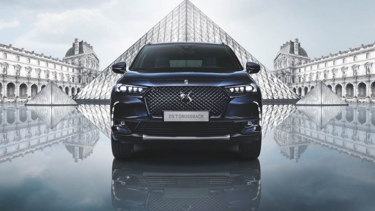 DS7 Crossback E-Tense Louvre: immagini ufficiali