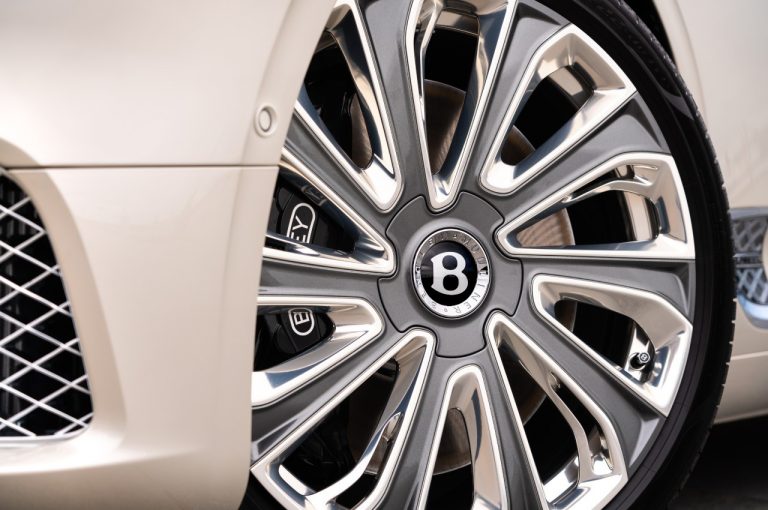 Bentley Continental GT Mulliner 2021: immagini ufficiali