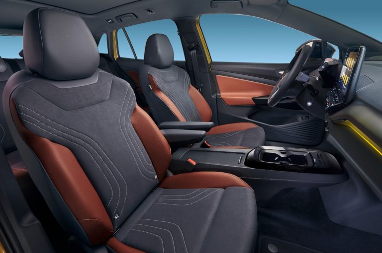 Volkswagen ID.4: immagini ufficiali