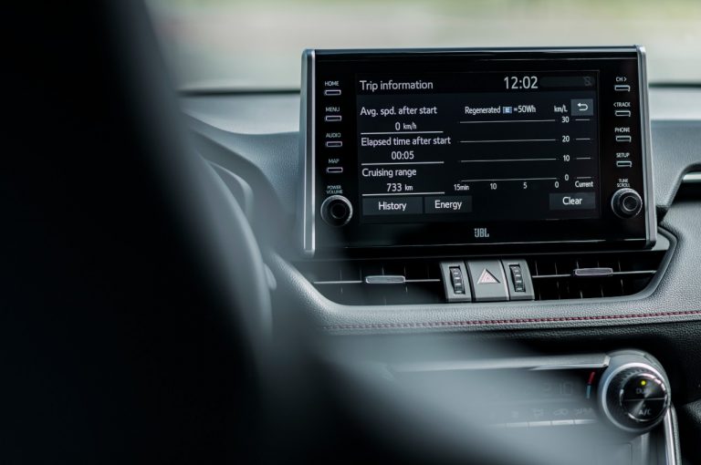 Toyota Rav4 Plug-in Hybrid 2021: immagini ufficiali