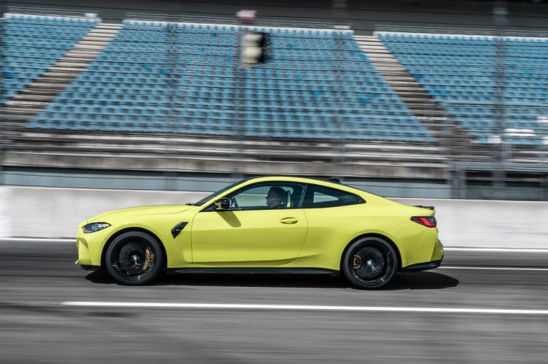 Bmw M3 berlina e Bmw M4 Coupé 2021: immagini ufficiali