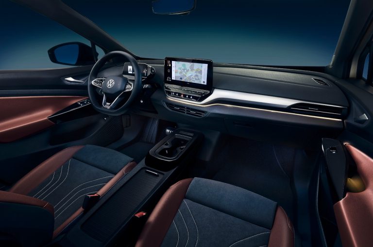 Volkswagen ID.4: immagini ufficiali