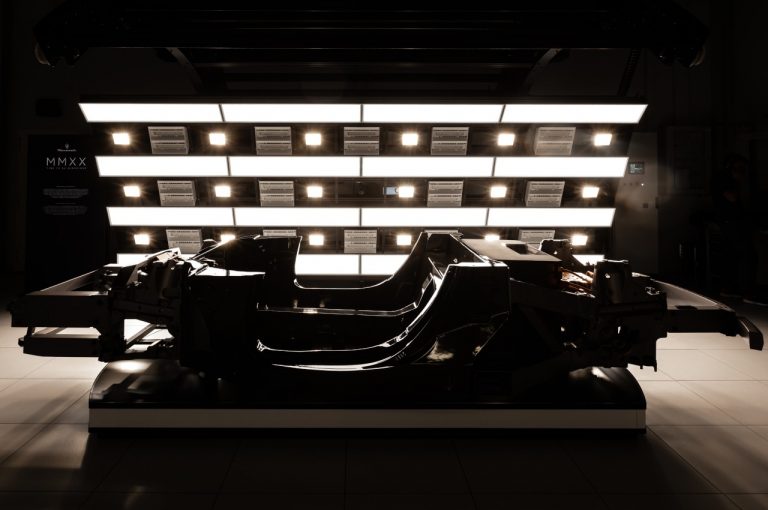 Maserati MC20: immagini ufficiali