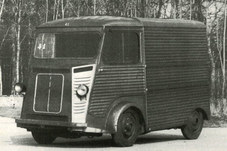 Citroen Type HG by Carrosserie Caselani: immagini ufficiali