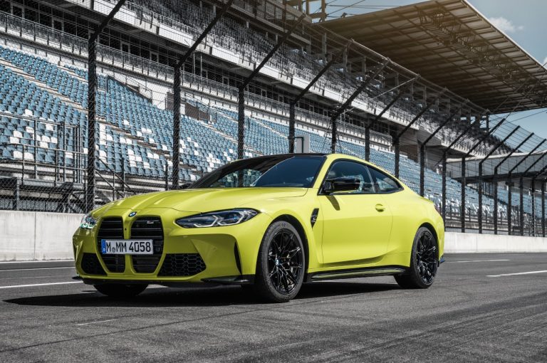 Bmw M3 berlina e Bmw M4 Coupé 2021: immagini ufficiali