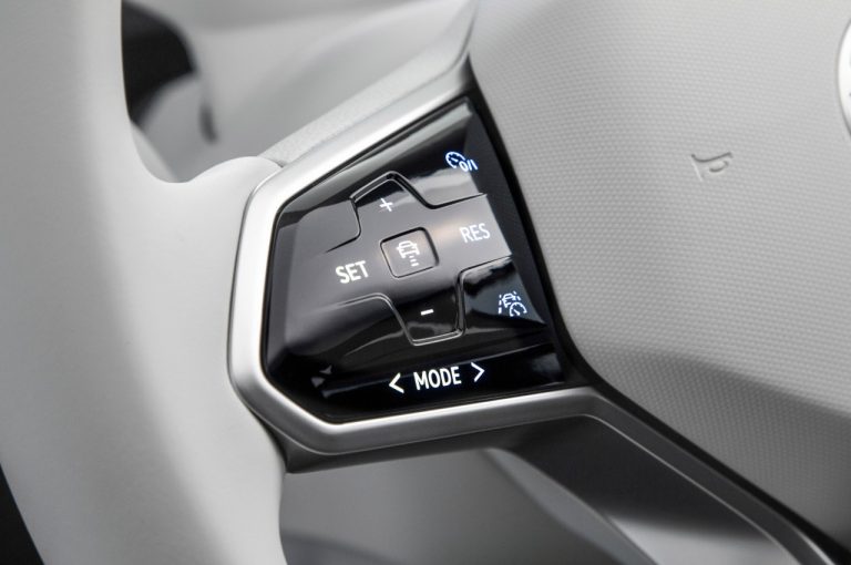 Volkswagen ID.4: immagini ufficiali