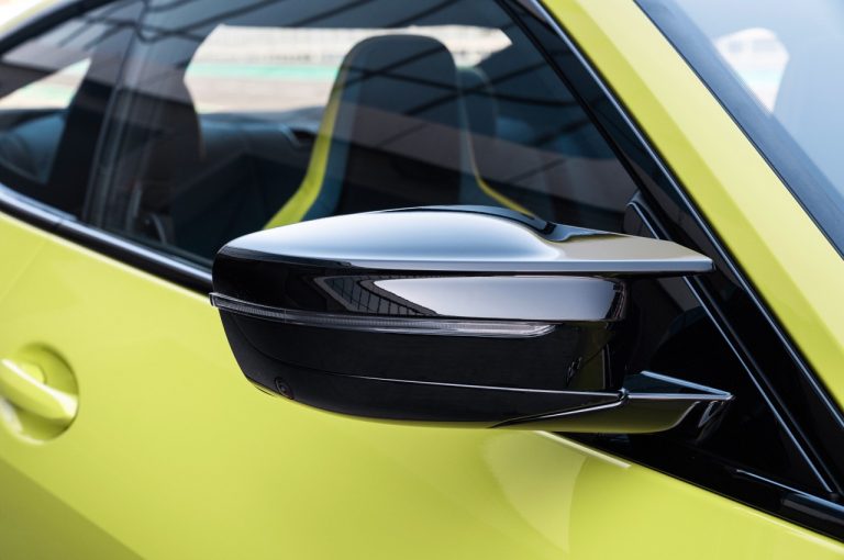 Bmw M3 berlina e Bmw M4 Coupé 2021: immagini ufficiali