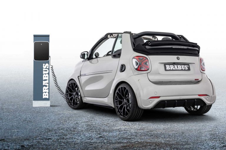 Smart Fortwo Brabus Ultimate E: immagini ufficiali
