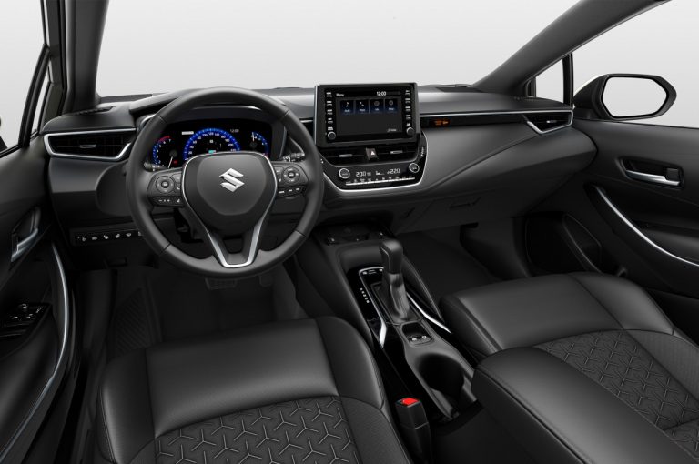 Suzuki Swace: immagini ufficiali