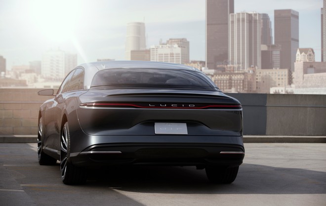 Nuova Lucid Air: immagini ufficiali