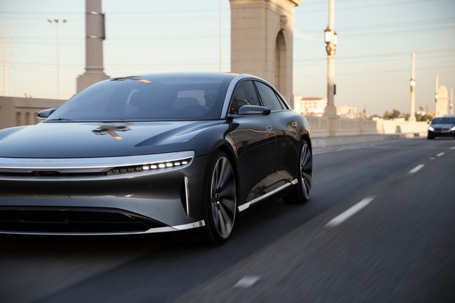 Nuova Lucid Air: immagini ufficiali