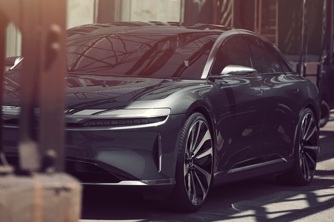 Nuova Lucid Air: immagini ufficiali