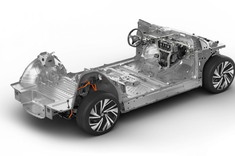 Volkswagen ID.4: immagini ufficiali