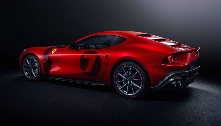 Ferrari Omologata: immagini ufficiali