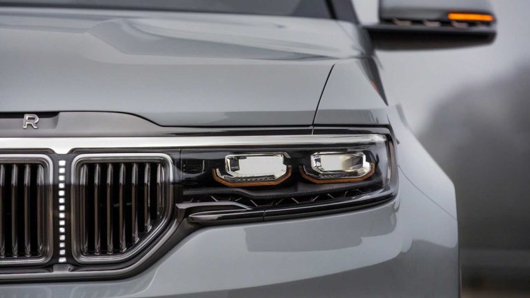 Jeep Grand Wagoneer Concept: immagini ufficiali